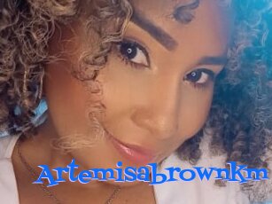 Artemisabrownkm