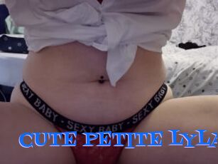 CUTE_PETITE_LYLA
