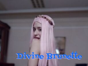 Divine_Brunette