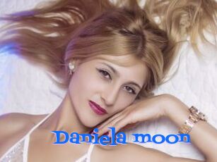Daniela_moon