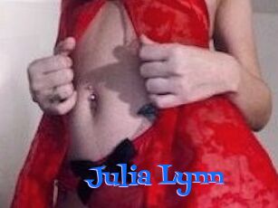 Julia_Lynn