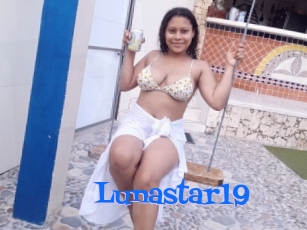 lunastar19 Photos 2 X
