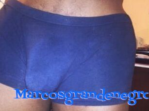 Marcos_grande_negro