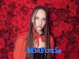 MiaFoxie