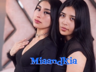 miaandkia Photos 2 X