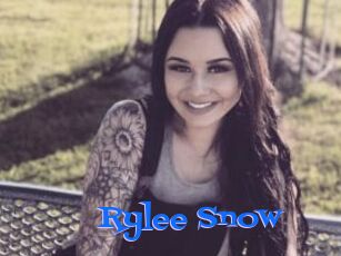 Rylee_Snow