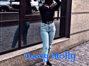 Teeny_Molly